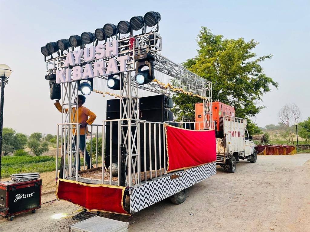 Trolley DJ  service